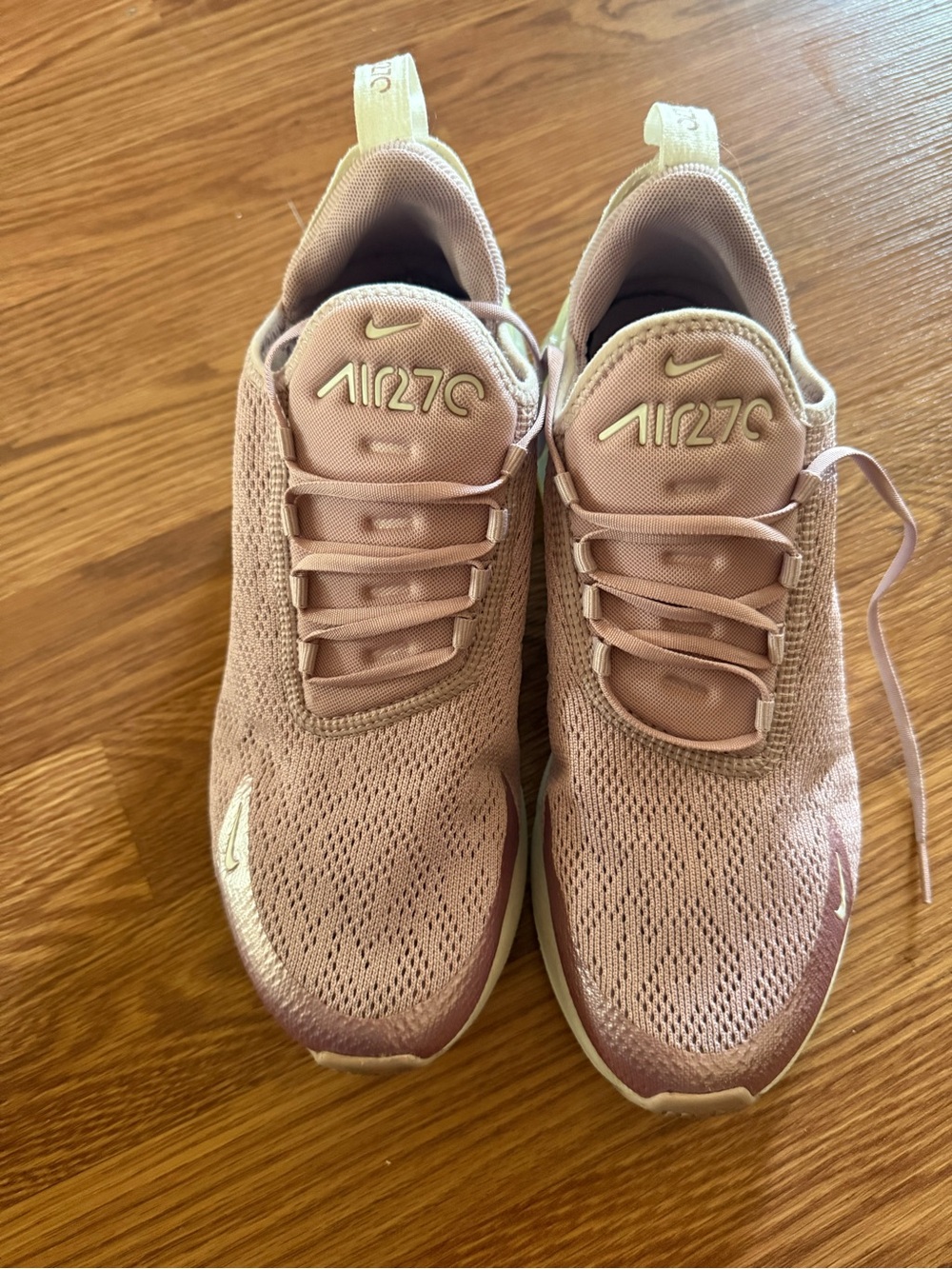 Nike Air270 Women’s Running Shoes - Pink